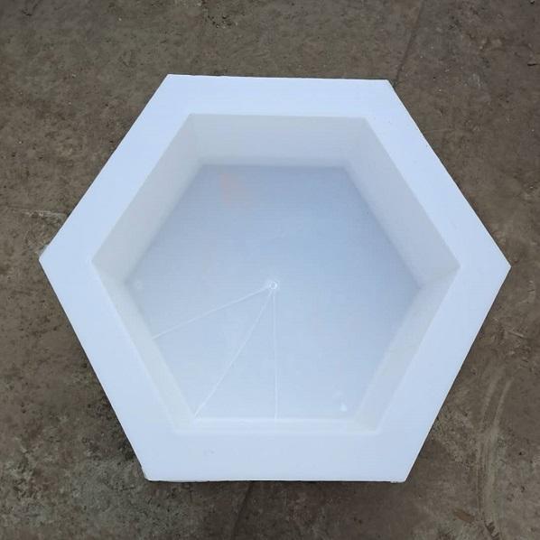 1655859925721413.jpg 六角護(hù)坡模具1.jpg